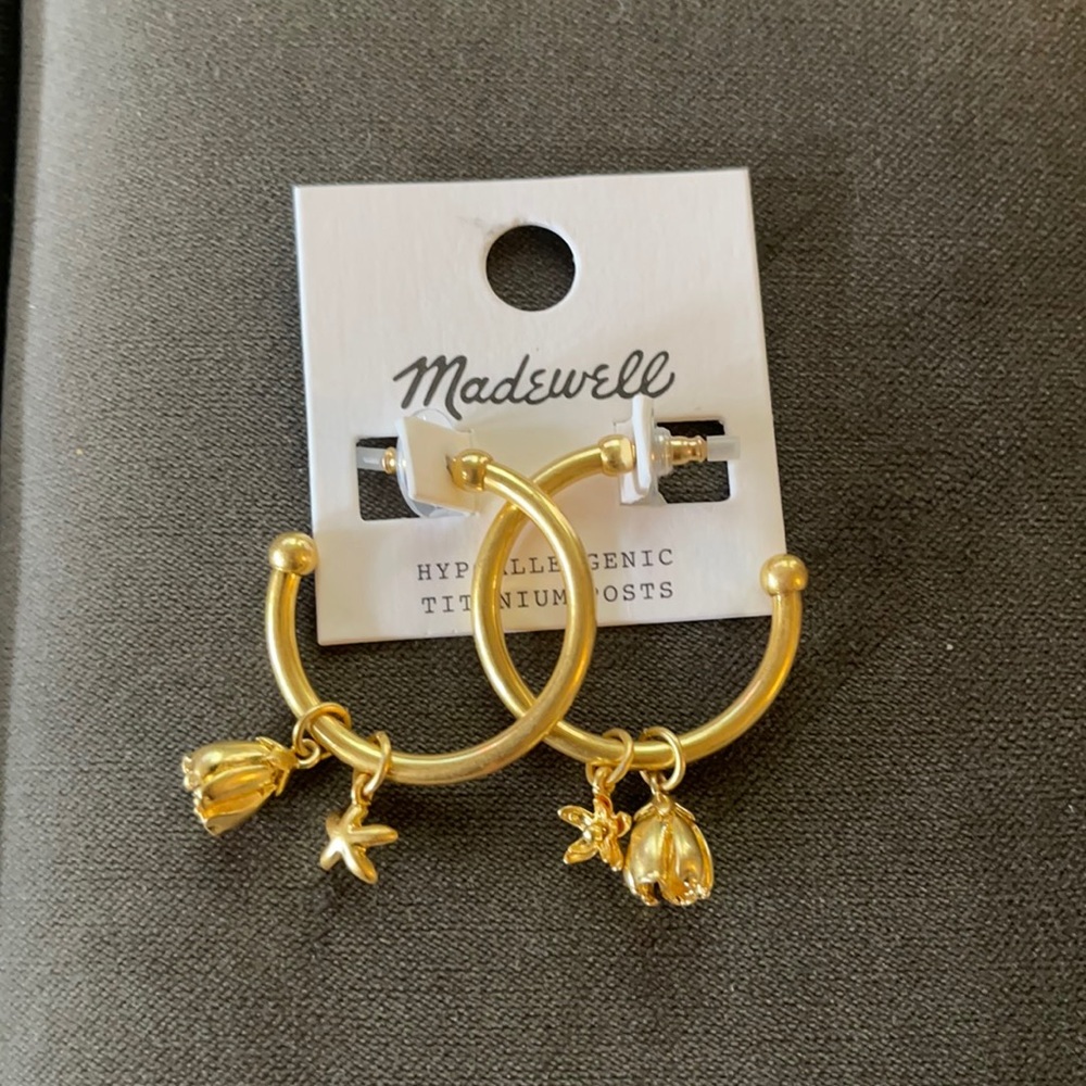 Madewell Petalbud hoop earrings in vintage gold - rose and flower charms NWT